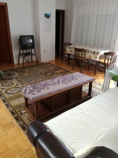 סלצה Apartmani Marijana מראה חיצוני תמונה